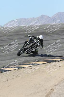 media/Oct-13-2025-Moto Forza (Mon) [[a66d839500]]/4-C Group/Session 2 (Bowl)/